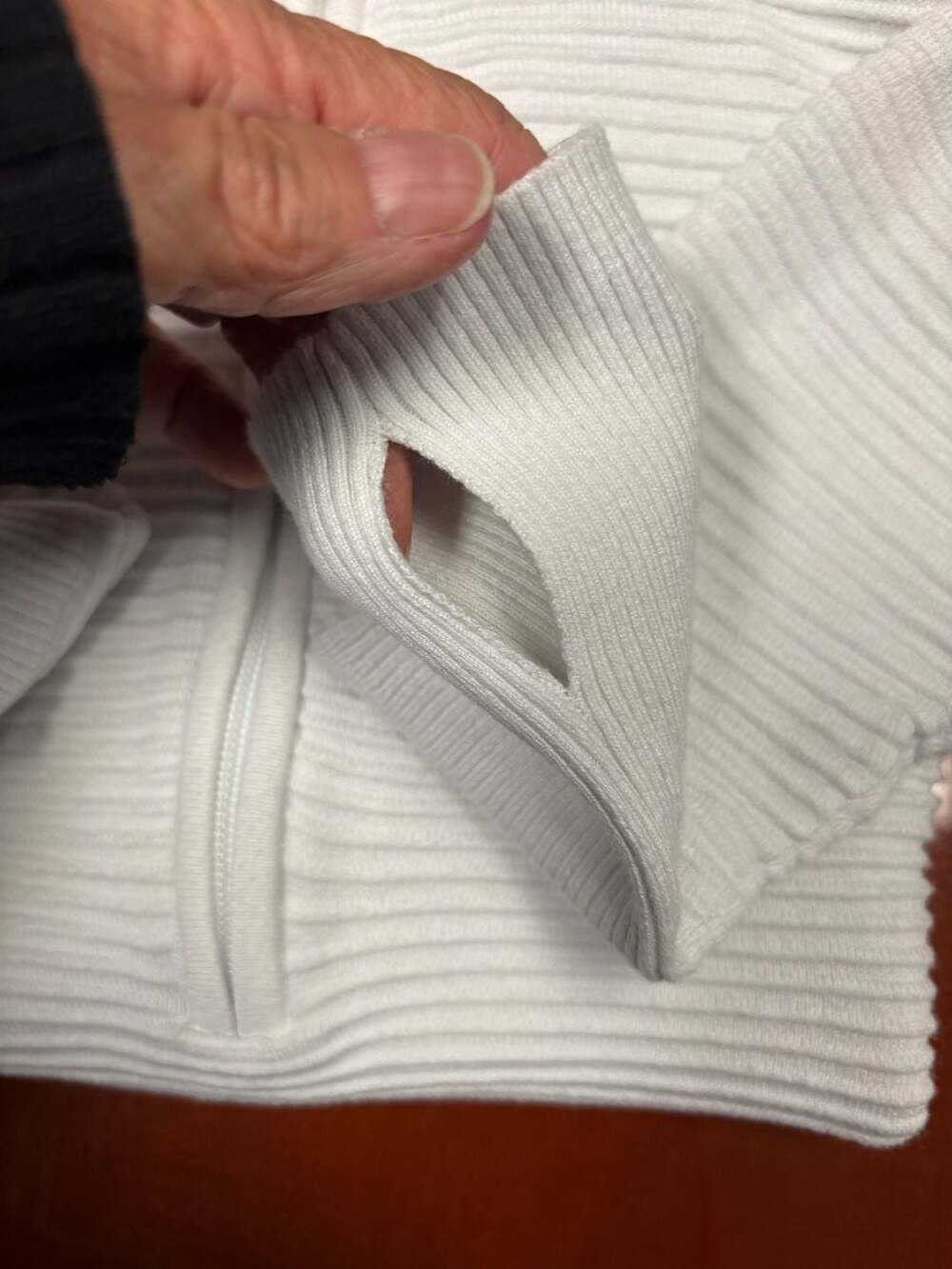 Offline by Aerie Ribbed Zip Sweater Size S White Thumbholes - Picture 7 of 7